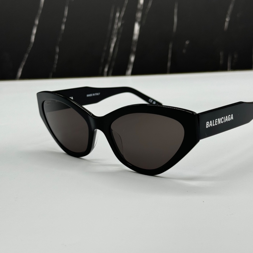NEW BB0306S 001 BALENCIAGA BLACK CAT EYE WOMEN BALENCIAGA SUNGLASSES - Picture 7 of 12